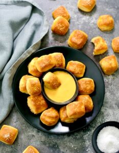 Keto Cheesy Dough Bites with Tzatziki